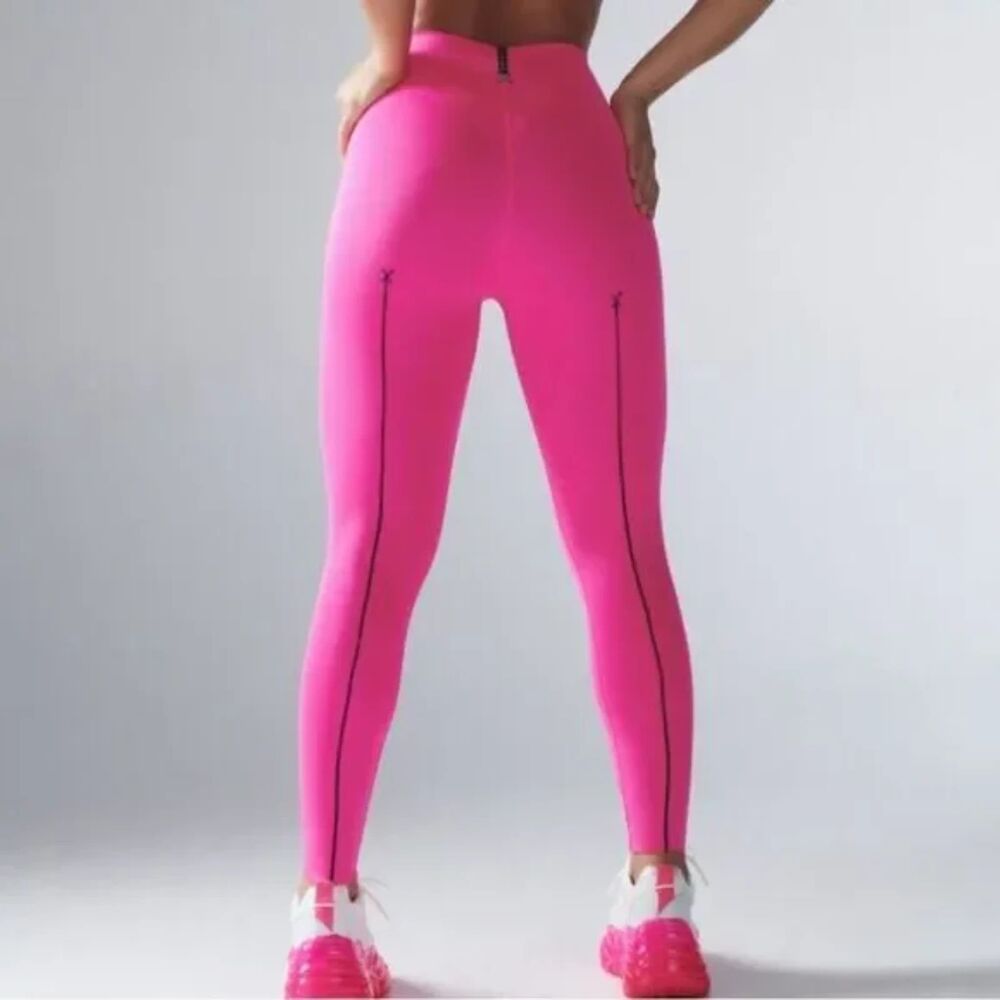 Savage X Fenty Hot Pink High-Waist Leggings with Back Zip